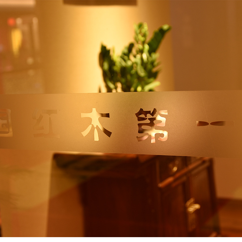 深圳超透貼定制、UV彩白彩、單透玻璃貼、超透效果異形雕刻磨砂貼、靜電貼打印