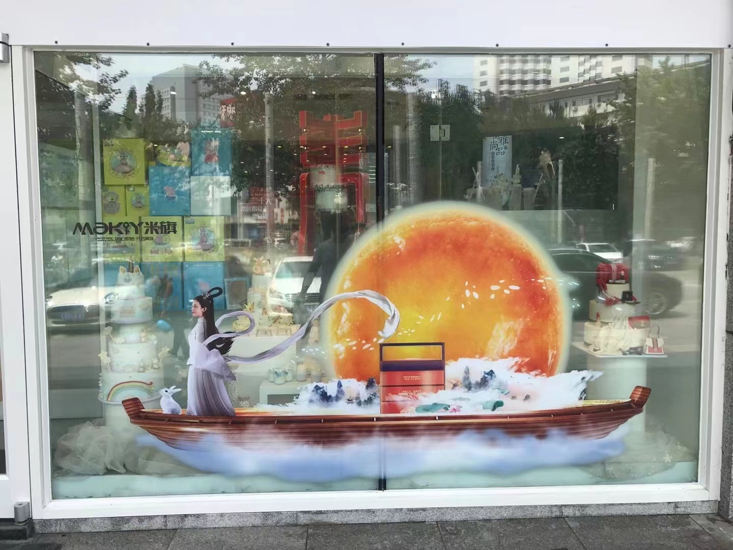 深圳定制UV超透貼 櫥窗玻璃貼彩白彩 透明海報背膠寫真